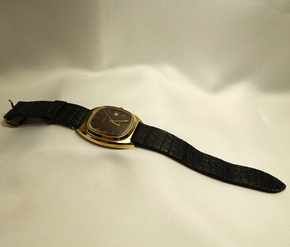 Ruhla Herrenuhr MdI 30 jährige Dienstzeit Ehrengeschenk Quarz Uhr / ev 699(1) - Bild 3 von 4