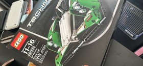 LEGO TECHNIC: 24 h Race Car (42039) BRAND NEW IN BOX RETIRED LEGO TECHNIC