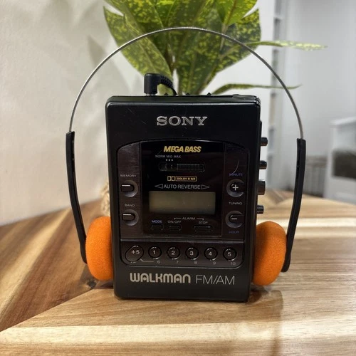 Sony Walkman Cassette WM-F2085 Black Vintage 90s AM/FM Radio New Belt work great