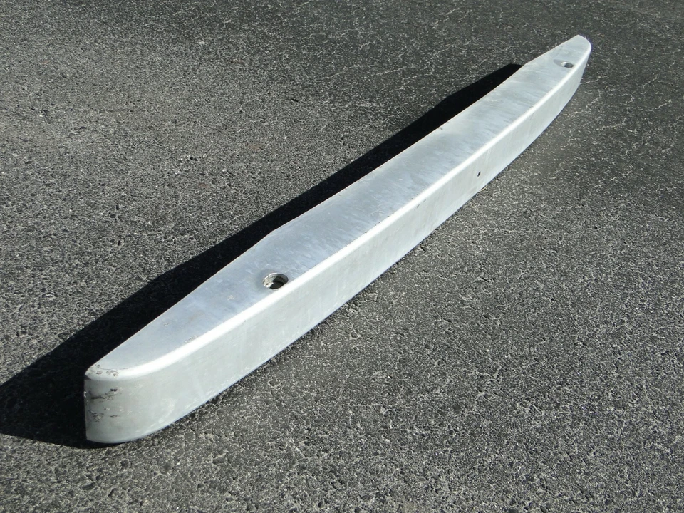 Refuerzo de soporte de viga de parachoques trasero Jaguar XJS OEM 1976-1992 GENUINO BAC3415 Foto 2 de 4