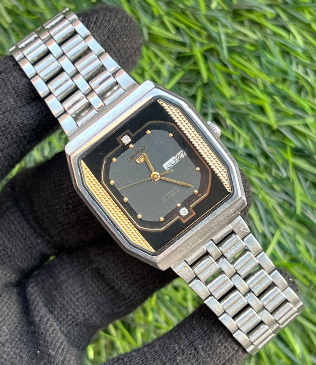 Vintage Seiko 5 2949-5310 Automatic Day/Date 23 Jewels Japan Made