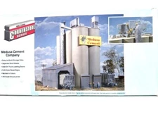 HO Walthers Cornerstone #933-3019, Medusa Cement Company Structures Kit