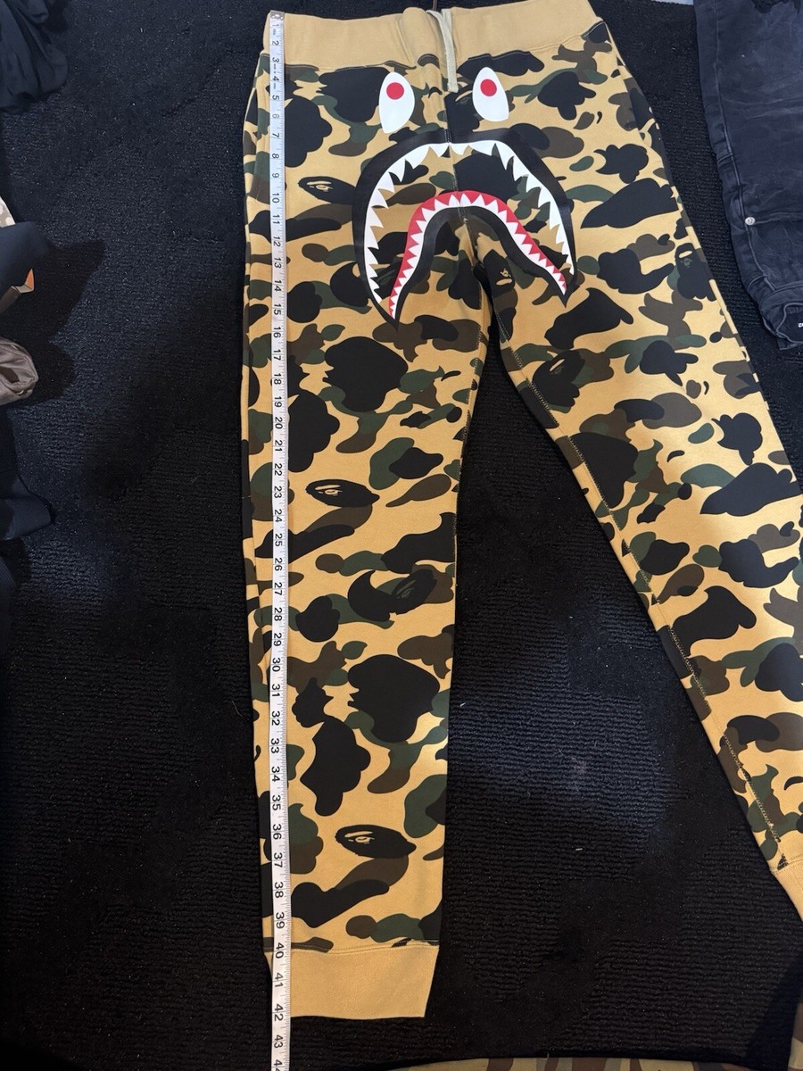MULTI CAMO SHARK SLIM SWEAT PANTS L BAPE Multi Camo Shark Slim