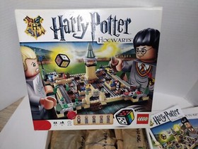 2010 - LEGO Harry Potter Hogwarts (3862) Board Game, Box & Manual