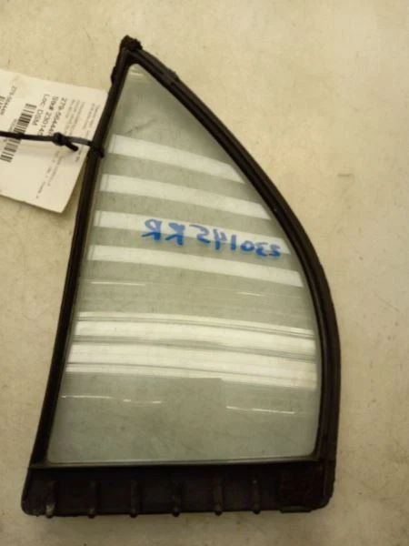 93-97 TOYOTA COROLLA LADO PASAJERO PUERTA TRASERA VENTILACIÓN CRISTAL Foto 3 de 4