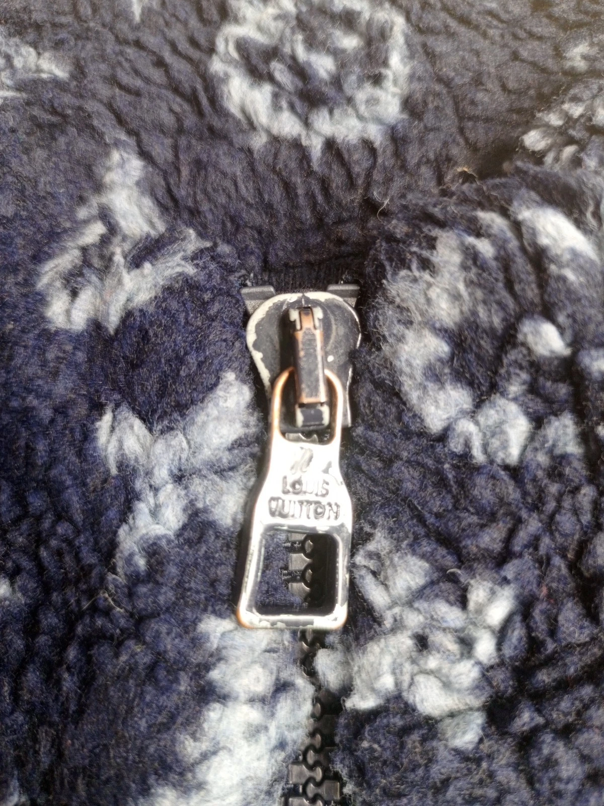 LOUIS VUITTON（LV） Pile Louis Vuitton blu taglia M Made in Italy