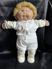 Vintage 1982 Cabbage Patch Kid Doll Green Eyes Yarn Hair Coleco Hong Kong