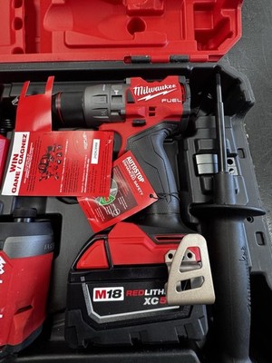 Milwaukee M18 FUEL 18V 2-Tool Combo Kit - Red (3697-22)