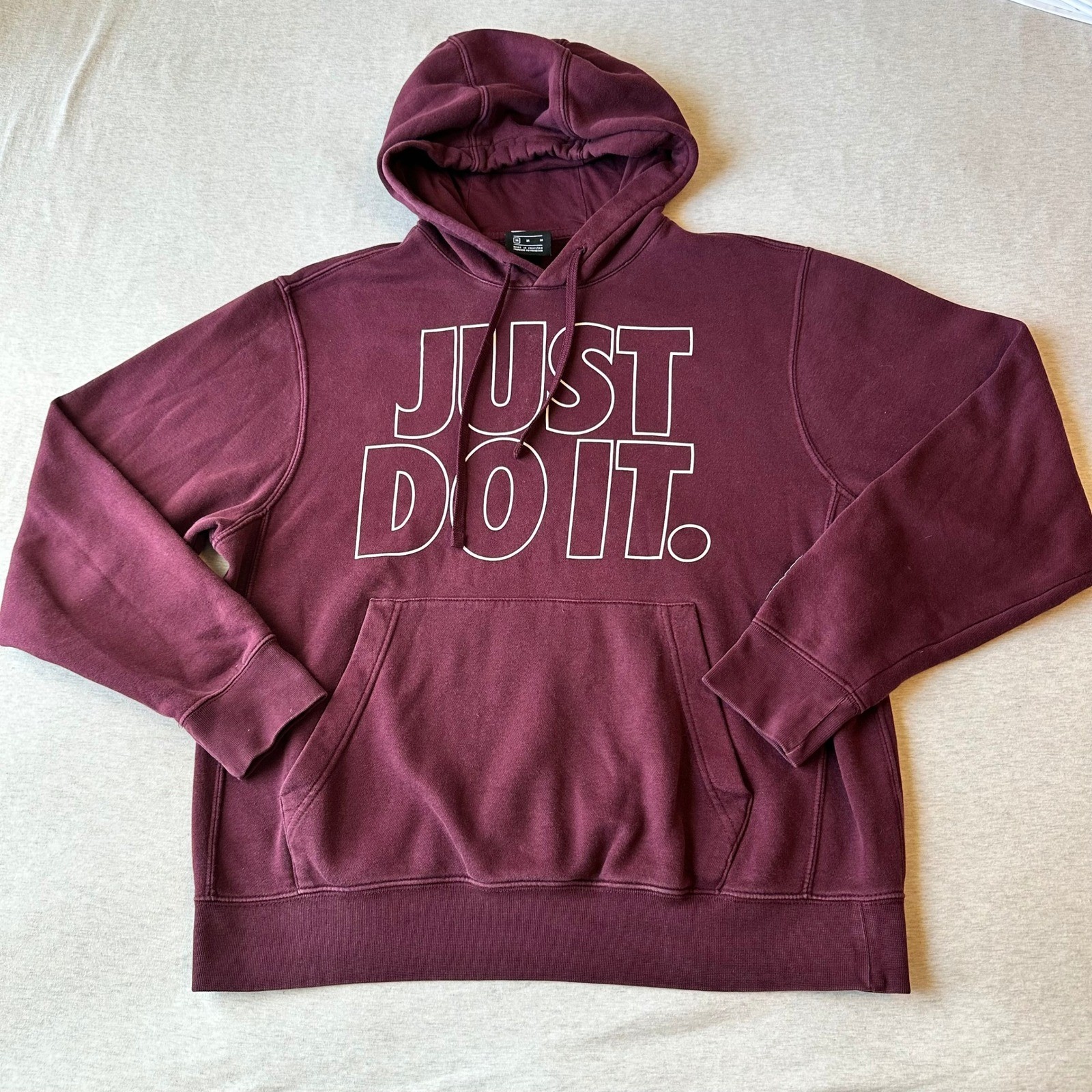 Nike Just Do It Hoodie Mens Medium Burgundy Maroon Fleece Pullover Graphic Logo