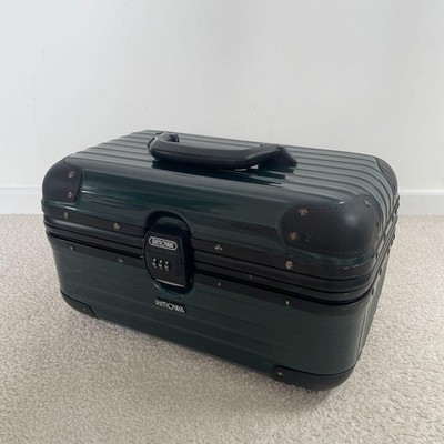 RIMOWA Samba Nova ビューティーケース マットブラック 18L Rimowa Samba Nova Beauty Case 18L Gloss Green | eBay