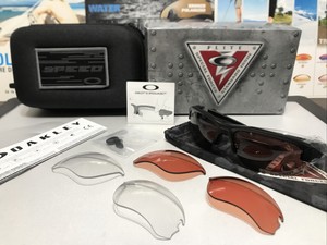 oakley speed
