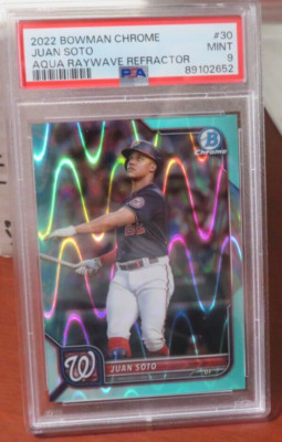 G1053 2022 BOWMAN CHROME JUAN SOTO #30 PSA 9 AQUA RAYWAVE 59