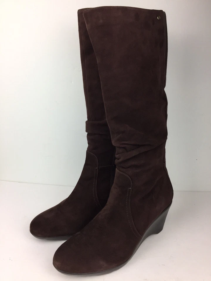 Blondo Boots Women's 9.5 M Lizeth Tall Knee Dark Brown Suede Waterproof Wedge - Image 4 of 4