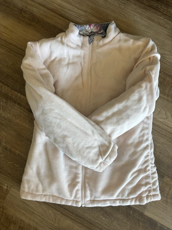 EUC Lot 7 Jacket, Hoodies, Shirts, Shorts, Leggings Girls 10-12 - Image 3 of 4