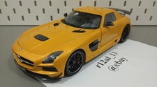 Minichamps 1:18 Mercedes Benz SLS Black Series Solar Beam Yellow AMG Dealer Box