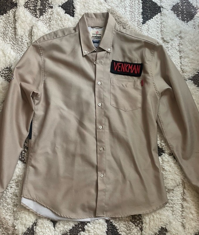 RSVLTS Ghostbusters Uniform Shirt  Medium  Tan  Proton Pack w/ Name Badges rare