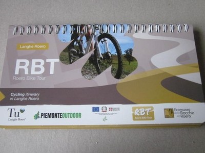 Lange Roero RBT  Bike Tours  Italien Guide English Spiral Booklet