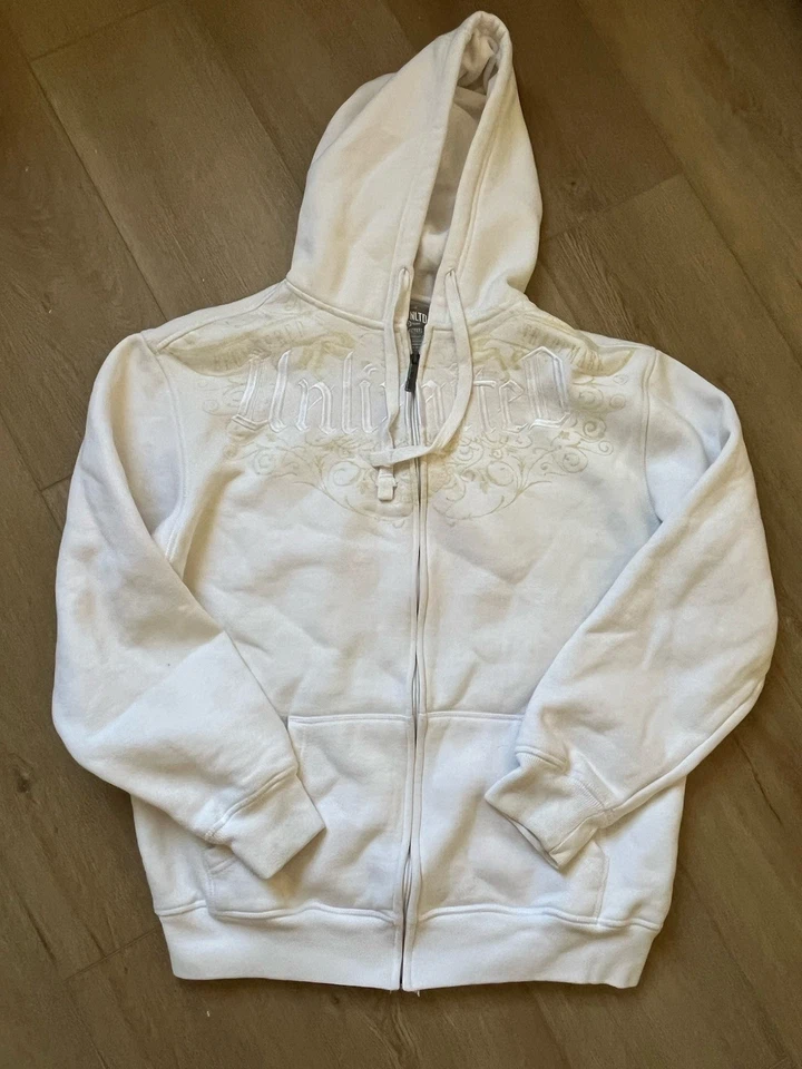 ECKO UNTLD BORDADO + TACHONADO CON PEDRERÍA #y2k #ecko #patinador #affliction Foto 2 de 3