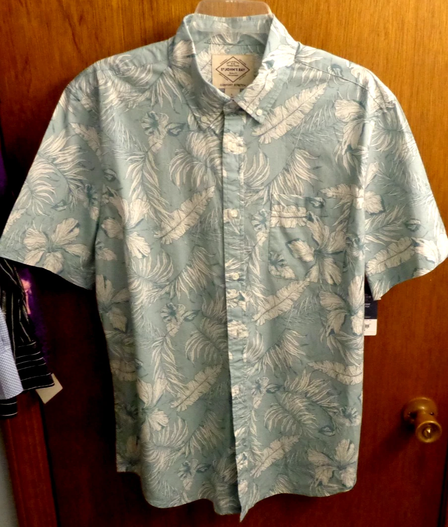 New St Johns Bay Blue Surf Floral Shirt Comfort Stretch Men L 46" chest $36