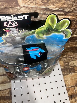 新品BEAST By Brent Nolascoサイン入り ソフビではありません Amazon.co.jp: BEAST By Brent Nolascoサイン入り ソフビでは