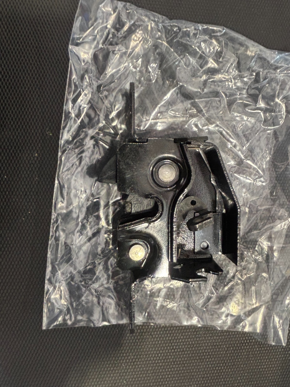 Audi R8 Hood latch P/N 420823655