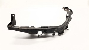 BMW 3 E90 Linker Scheinwerferhalter 7116707 2.0 Benzin 105 kW 2007 31472184