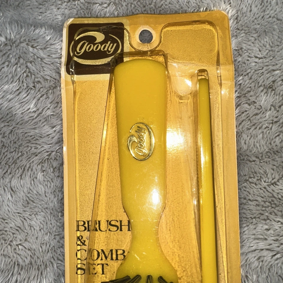 Juego de cepillos y peines vintage Goody 9104 amarillo NOS 1982 cepillo de peinado redondo Foto 4 de 4