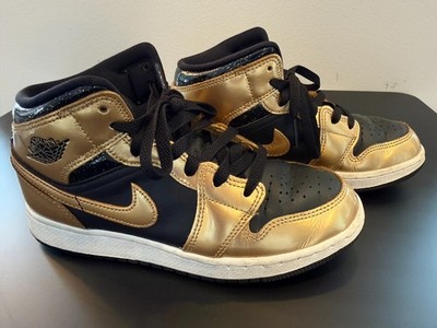 Nike Air Jordan 1 High Boys Youth Size 4Y Black Gold Patent Leather, Barely Worn