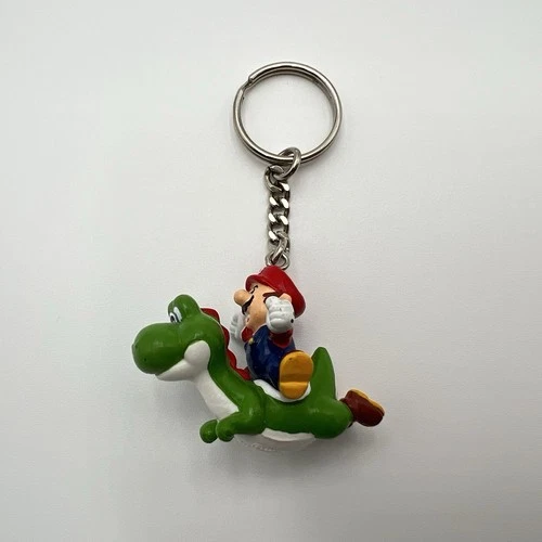 Vintage 1992 Nintendo Mario Yoshi Keychain PVC Figure 2” Super Mario Bros
