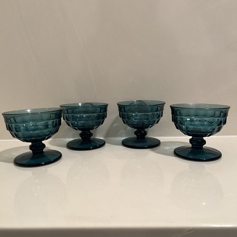 Set 4 SHERBERTS INDIANA Cube Cubist Pattern Whitehall Riviera Blue Glasses