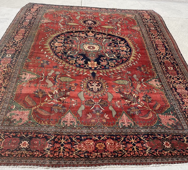 AN AUTHENTIC FARAHAN SHARROUK NATURAL DYES COLOR 8’7” X 11’9”