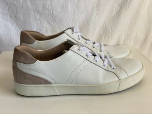 naturalizer white leather sneakers