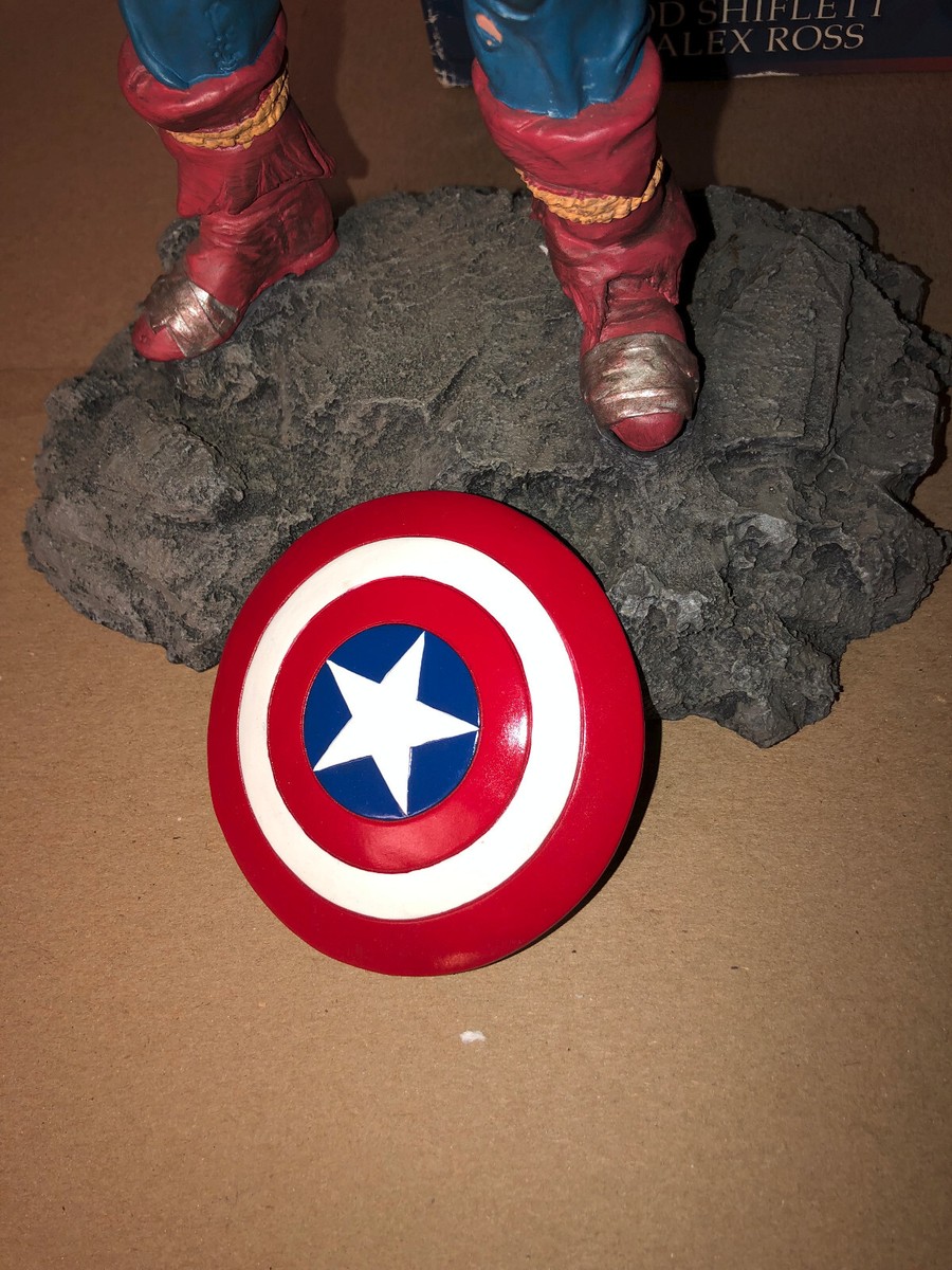 Captain America Earth X Limited Edition Resin Statue #1075 of 1941
