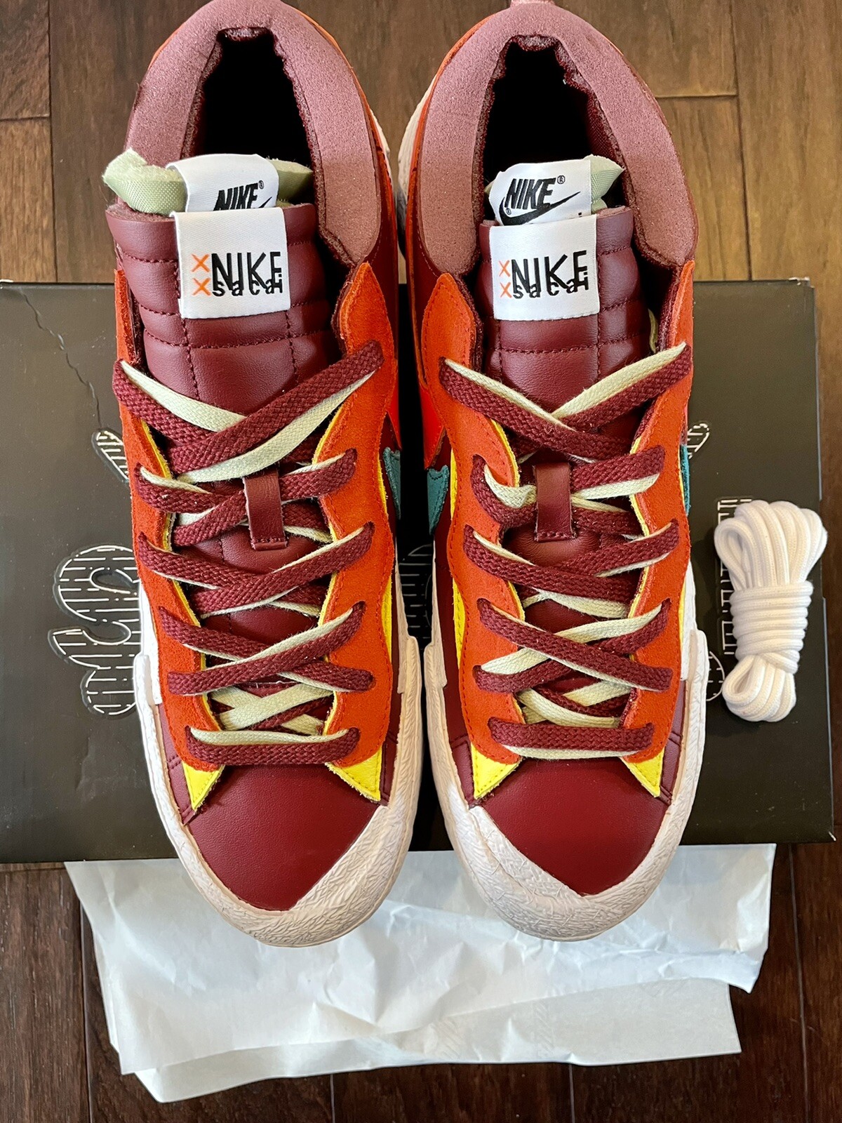 SACAI X NIKE Nike Blazer Low Sacai x KAWS Team Rosso Taglia 12 5 DM7901 600