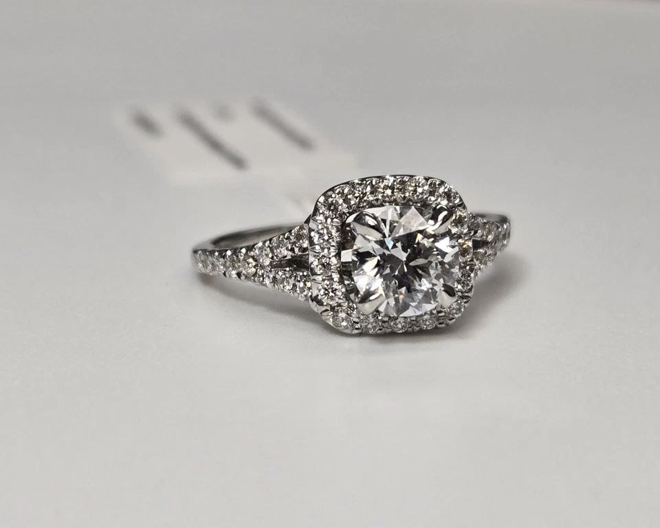 NUEVO Precioso anillo de compromiso de platino con diamantes naturales (D) (VS2) para dama Foto 3 de 3