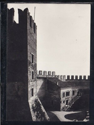 Soft Postcard Interior of the Castle the Keep and the Palace EA397
