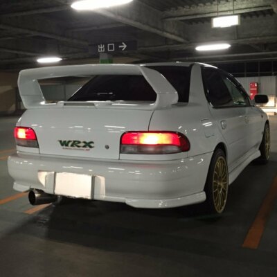 スバルWRX STI GC8 NissanSkyline Subaru impreza 22b v Nissan