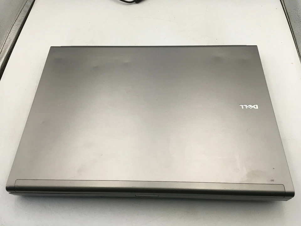 DELL PRECISION M6400 - FOR PARTS/NO POWER - INTEL i7-640M - NO RAM -READ DESC-BB - Image 4 of 4