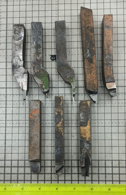 Vintage Rolls Royce RR Derby verschiedene Drehwerkzeuge 8 Stück Metallbearbeitung altes Werkzeug