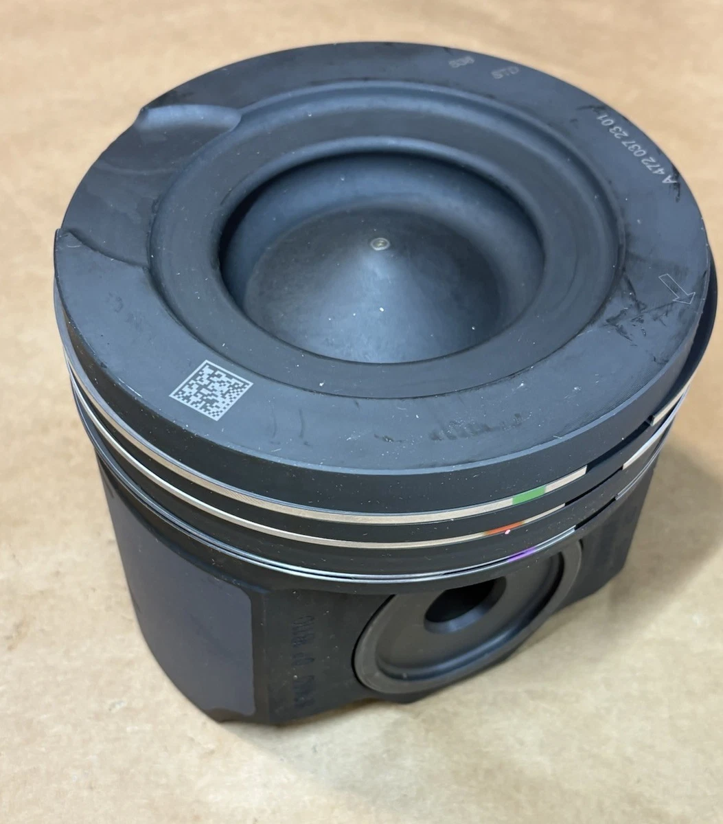 Engine Piston Assembly STD A4720372301 Complete w/ Rings New Open Box photo 2