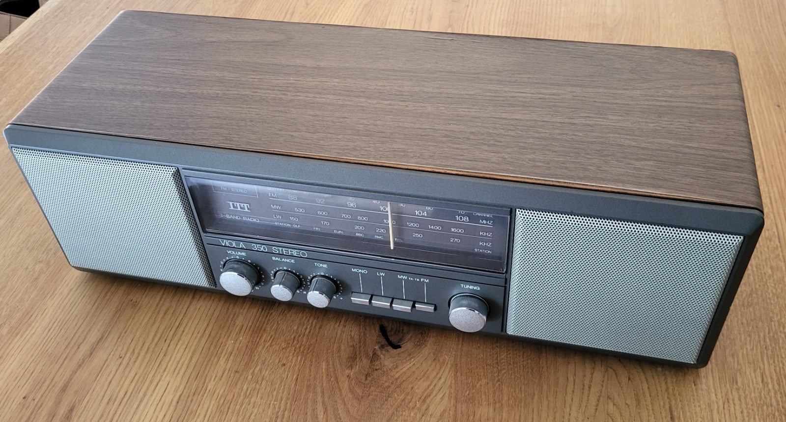 ITT Schaub Lorenz VIOLA 350 Stereo Transistorradio 1985 Vintage Retro Woodgrain