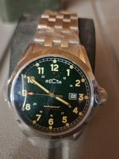 Orologio uomo Recta ha lunetta e cinturino in acciaio inox. Molto elegante