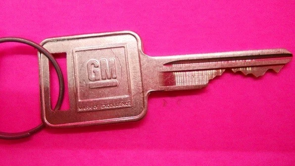 1972 thru 1977 Vega Chevy ignition cylinder 2 door locks 2 GM keys - Image 3 of 4