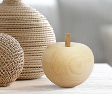 Legno di pino cembro decorazione di frutta decorazione di mele profumate