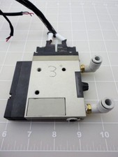 SMC ZM131SM-K5LZB VACUUM GENERATOR LOW PRESS/DC W/ SOLENOID VALVE T15244