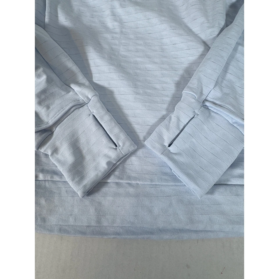 Camiseta para correr Nike Therma Fit azul claro cuello alto manga larga Foto 4 de 4