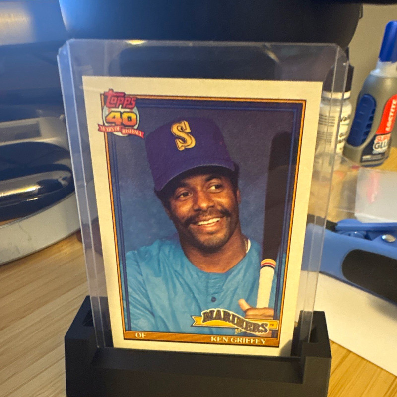 Topps 1991 Topps Ken Griffey #465 Seattle Mariners 40th Anniversary Issue