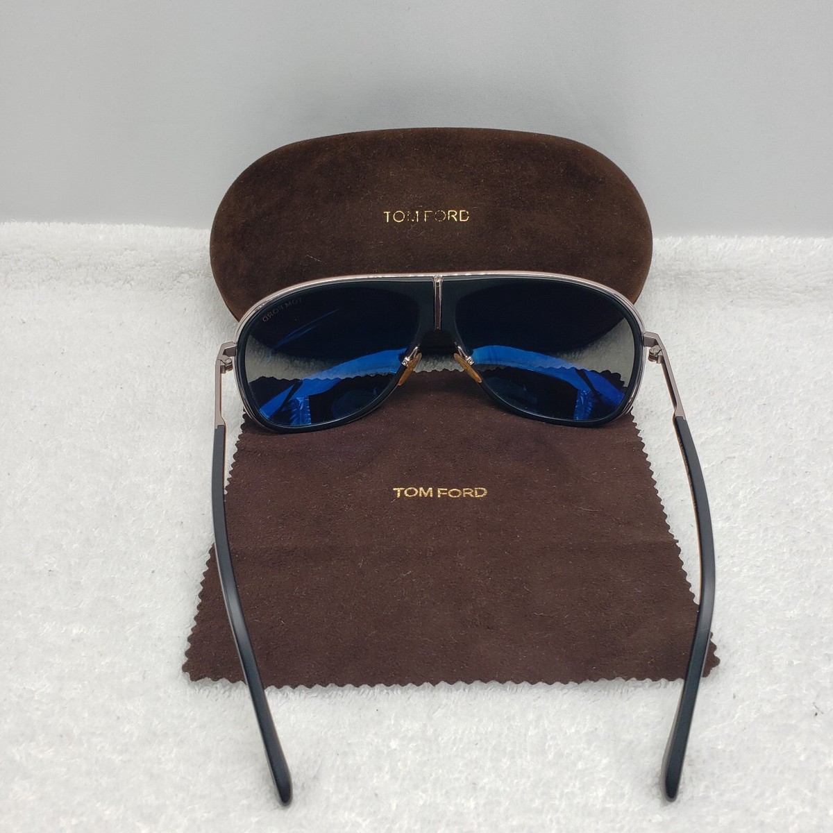Tom Ford Chris Sunglasses TF 462 02N Matte Black Tinted Lens Tom Ford Chris Sunglasses TF 462 02N Matte Black Tinted Lens