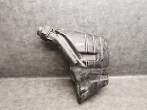 VW Golf 2 GTI Ansaugluftführung Ansaugung Kotflügel 191129622A #16401