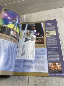 Official SEGA Dreamcast Magazine - Issue #10 Holiday 2000 No Disc